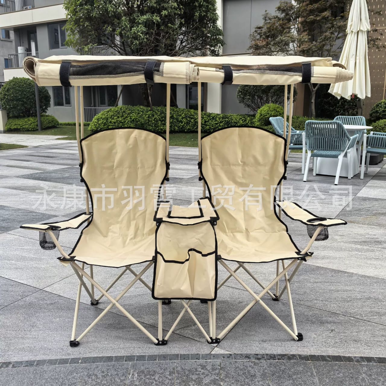 Fauteuil pliant avec toit - image 3