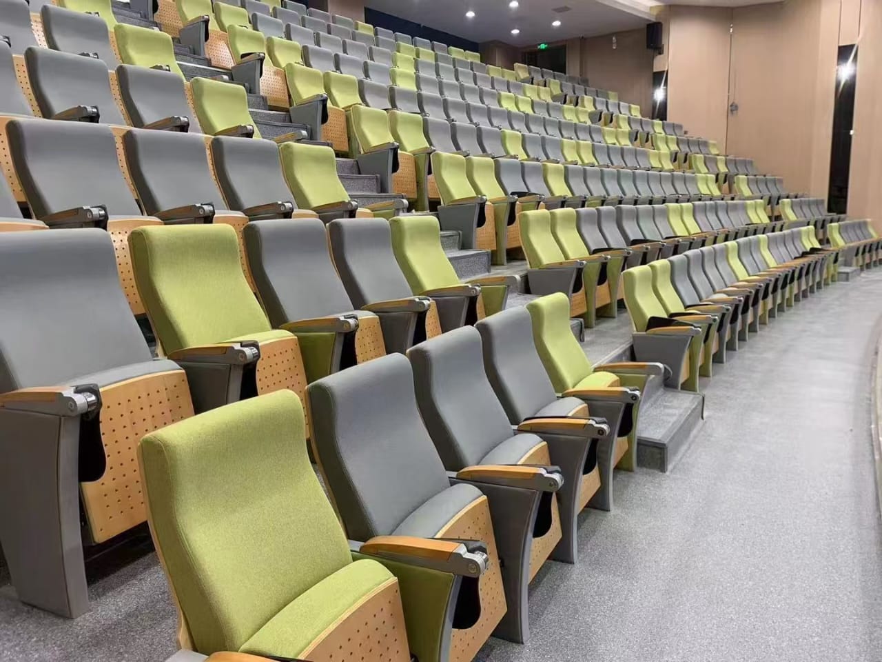 Nouvelles chaises pliante  - image 4