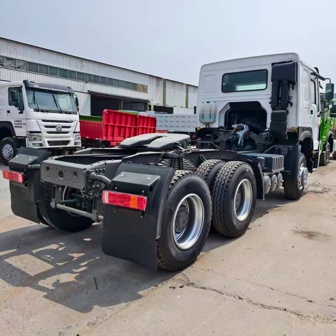 Camion Howo - image 2