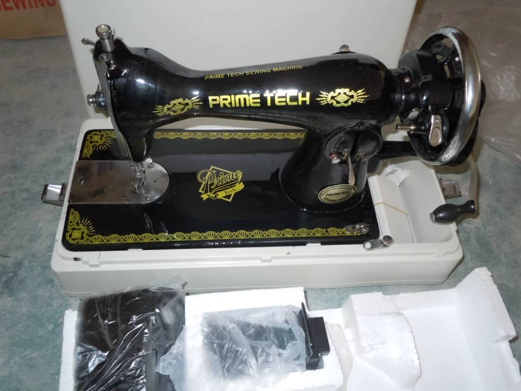 Machine à coudre  - image 4