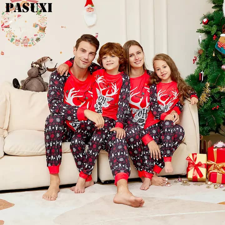 Vêtements de Noël 🎄 - image 4